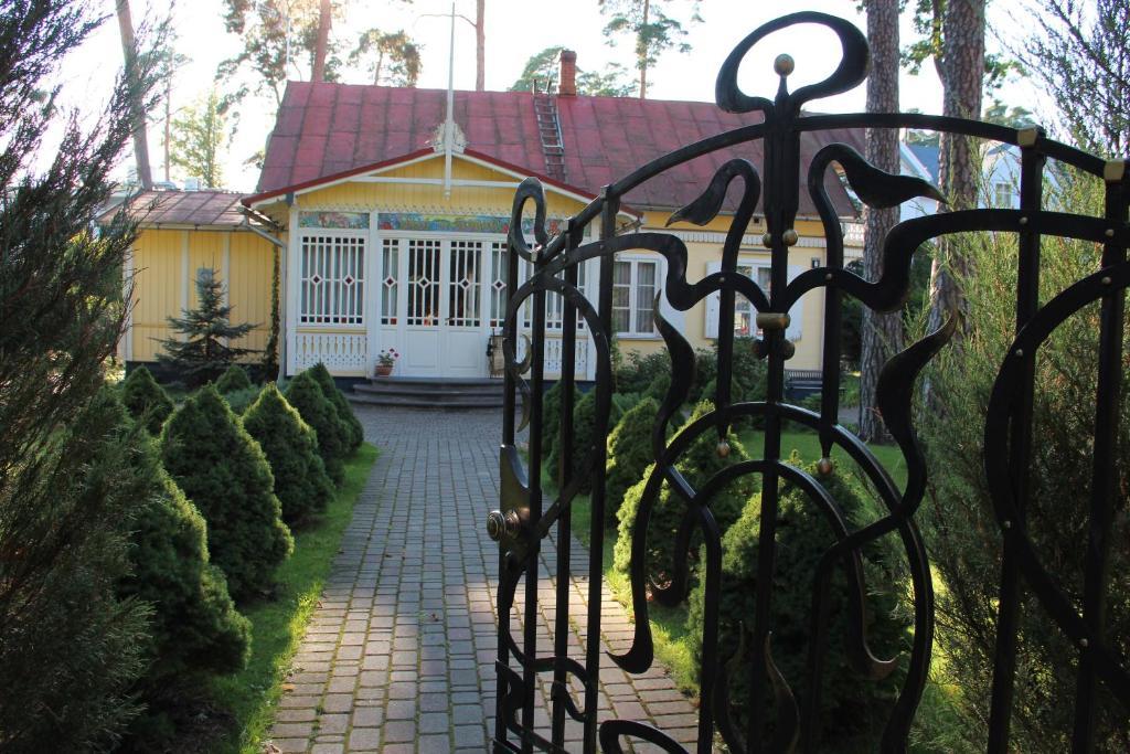 Villa Florio Jūrkalne Esterno foto