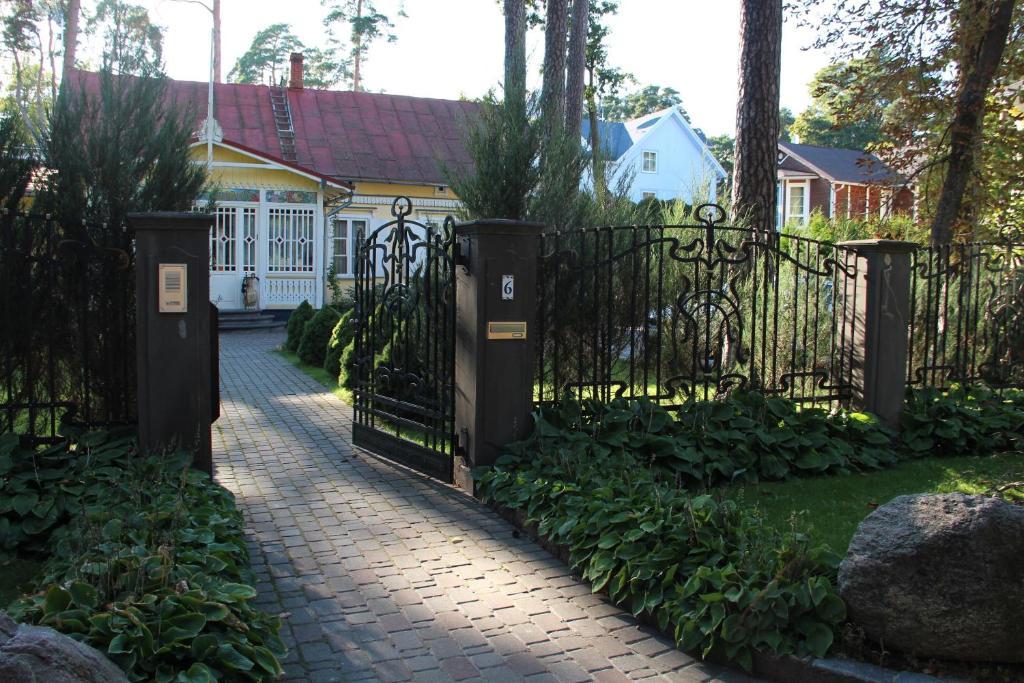 Villa Florio Jūrkalne Esterno foto